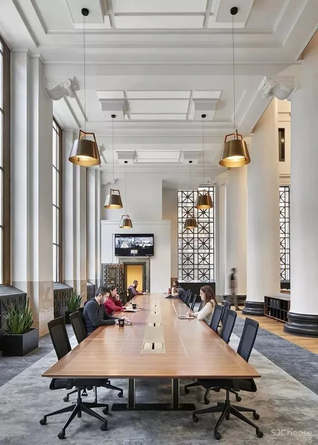 年入10亿,比google还会玩的设计公司,1000多个大奖拿到手软,客户都是500强