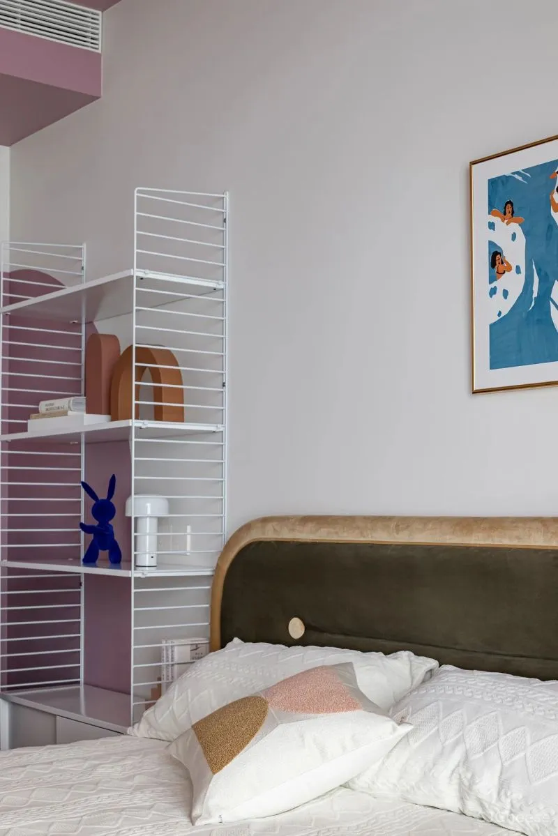 黄铜、石材、藤编，温暖自然的大平层设计丨木桃盒子