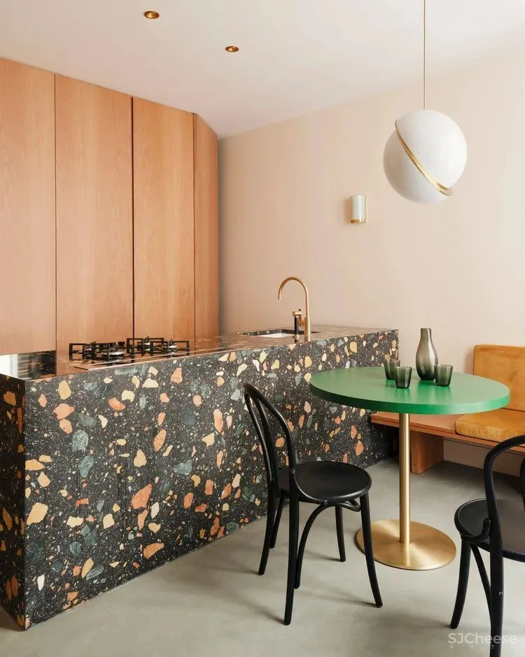 Fleur Delesalle \ 既复古 亦当代