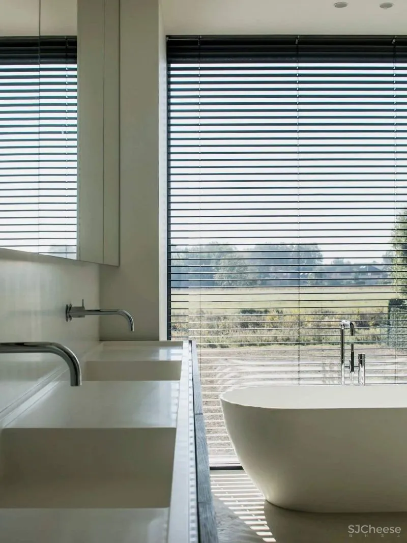 【Pieter Vanrenterghem】微妙的层次与精巧的内饰