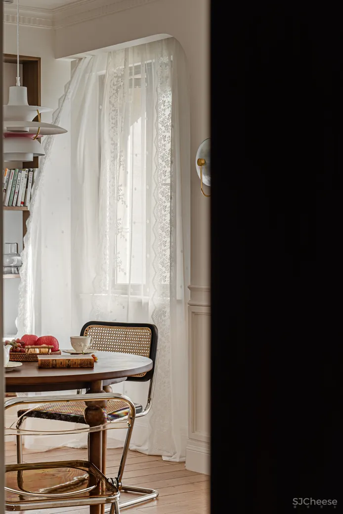 研究生小姐姐的91㎡一人居,两室改一室,换来通透客餐厅!奶油色太温柔!