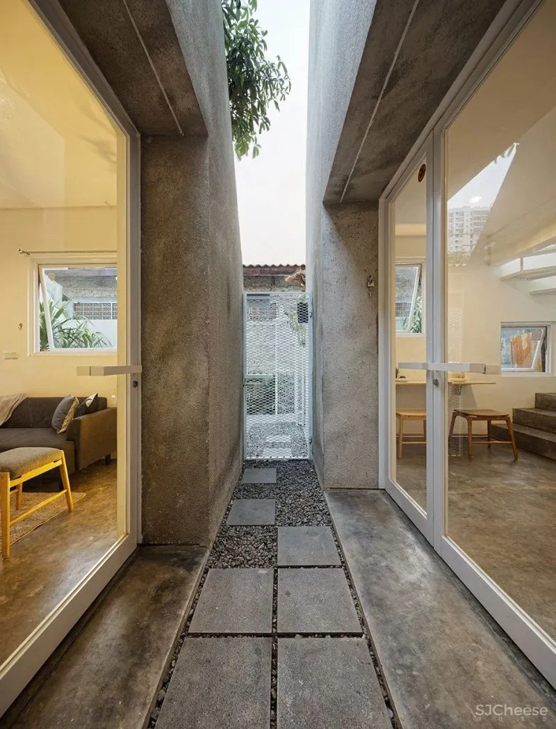 印度尼西亚，雅加达，“双胞胎”住宅 DELUTION