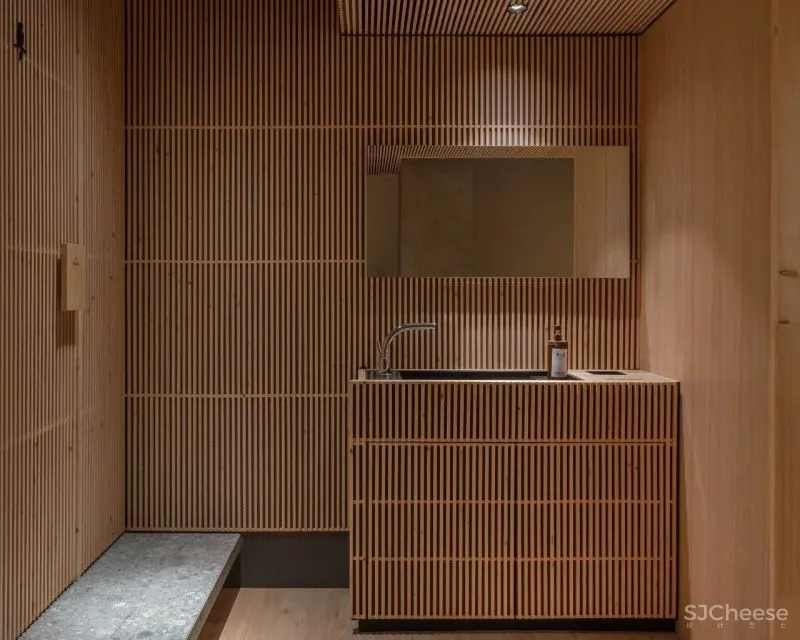 曼谷极简主义的日本美学设计闹市温泉