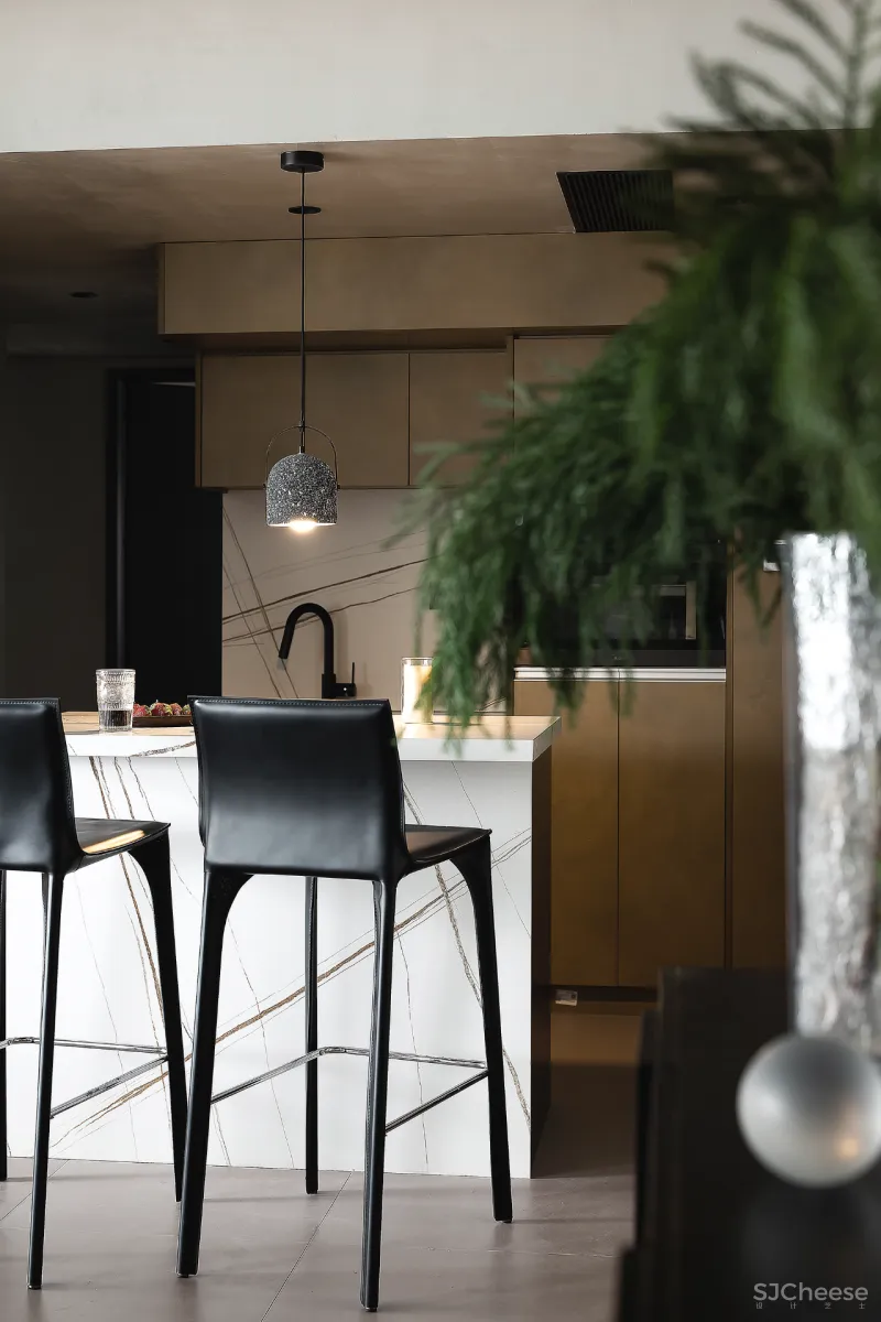 180m² 五室二厅，这样布局 1㎡ 都不浪费！