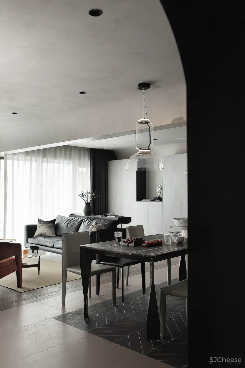 180m² 五室二厅，这样布局 1㎡ 都不浪费！