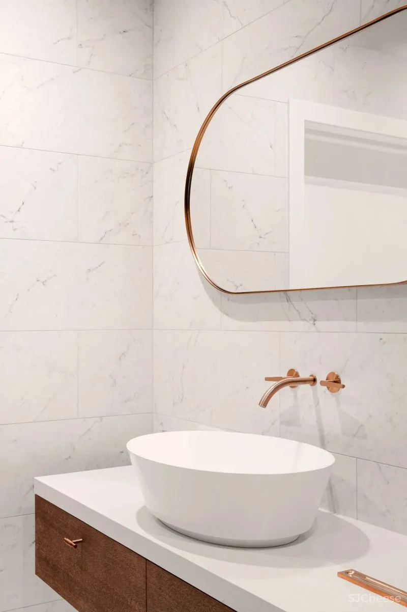 一间62平米的公寓,却有着餐厅般的梦幻美丽,你以为的新鲜感,却是它的日常