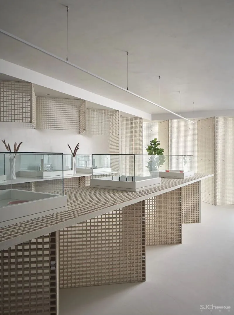 Pharmacy 一场沉浸式艺术零售之旅