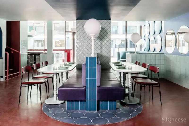 欢乐玩偶屋一样的餐厅，都柏林