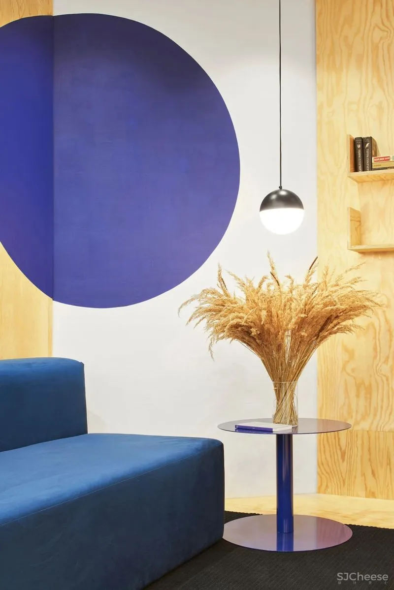 Barbershop OWN不同的视角现代理发店