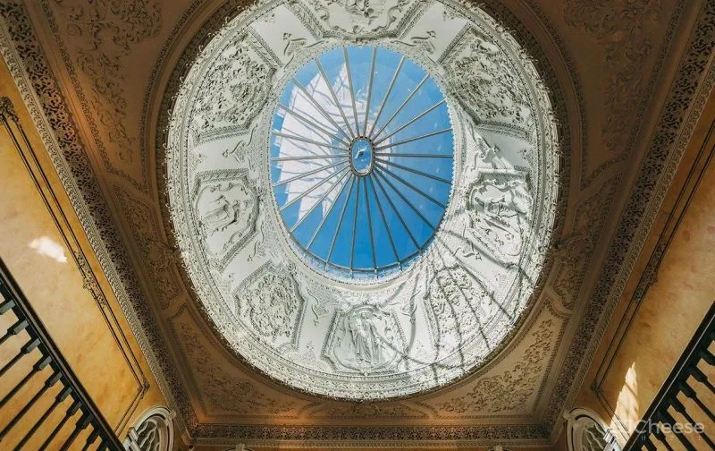 致敬葡萄牙的文学与丰富的复杂性,Torel Palace Hotel