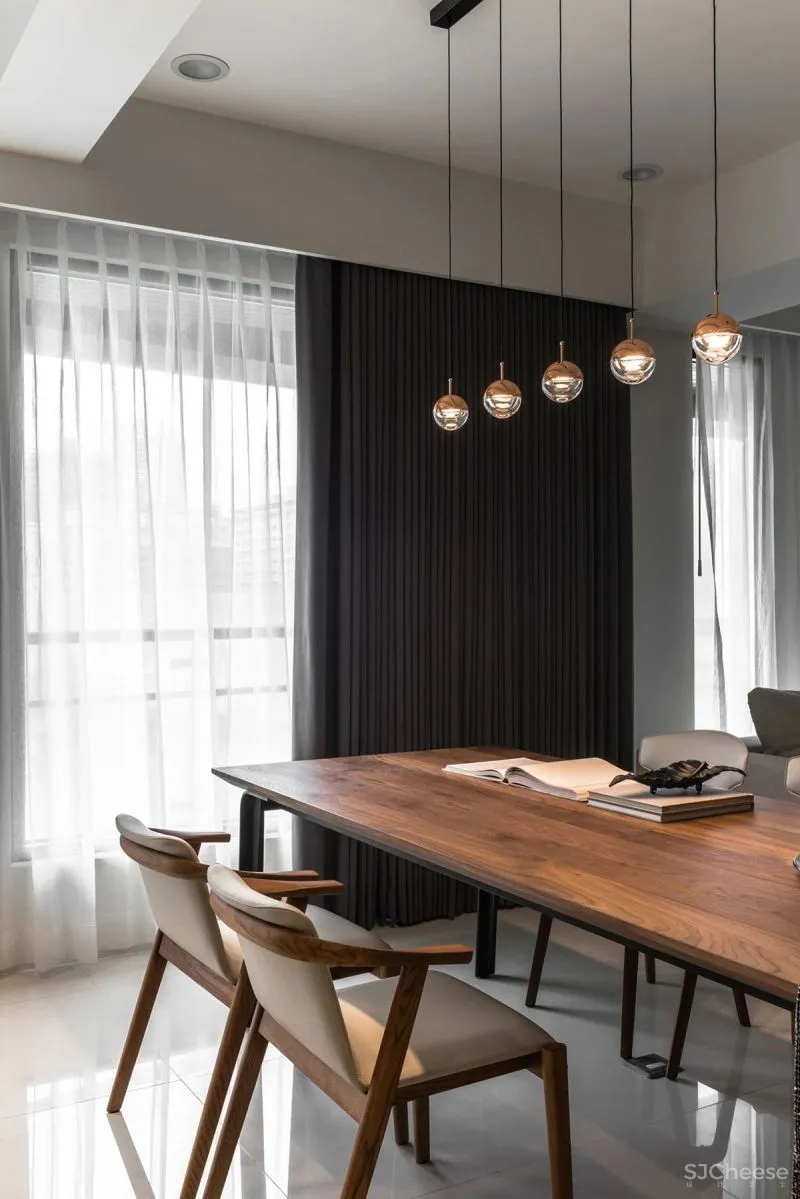 木色 灰色 黑色，太有品味了！