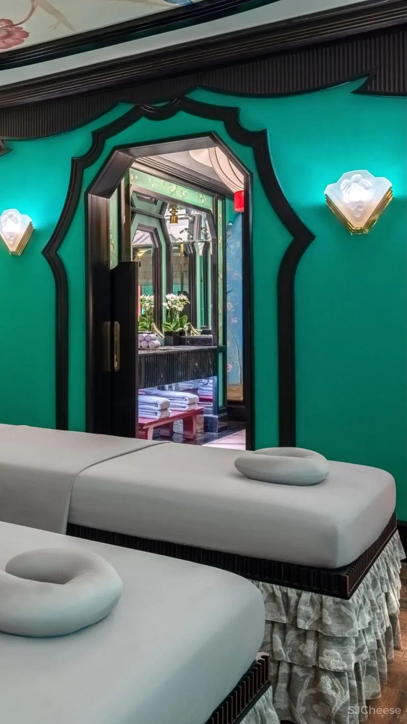 全球第八家嘉佩乐酒店 Bill Bensley营造优雅繁华的绝美氛围感,仿若重回旧日荣光!