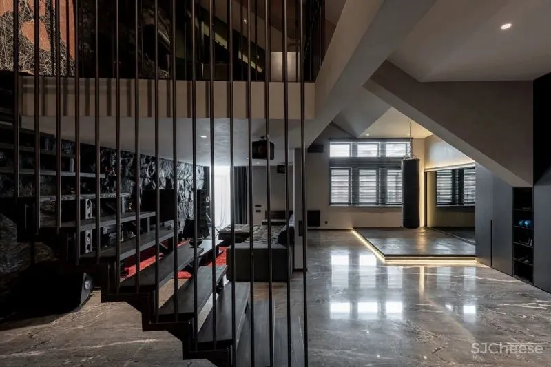 140㎡高级黑，雅痞范！