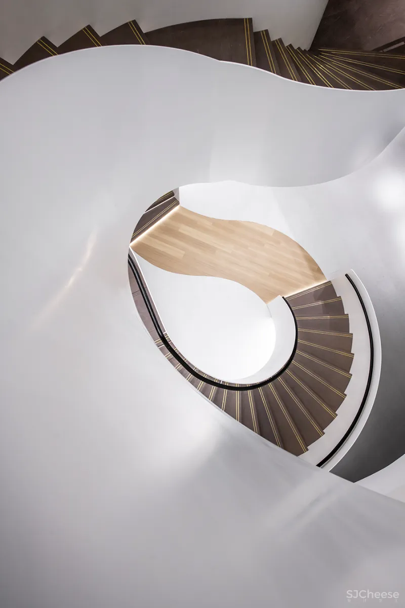 谢天 • 天梯景观|出繁入简,化情与理