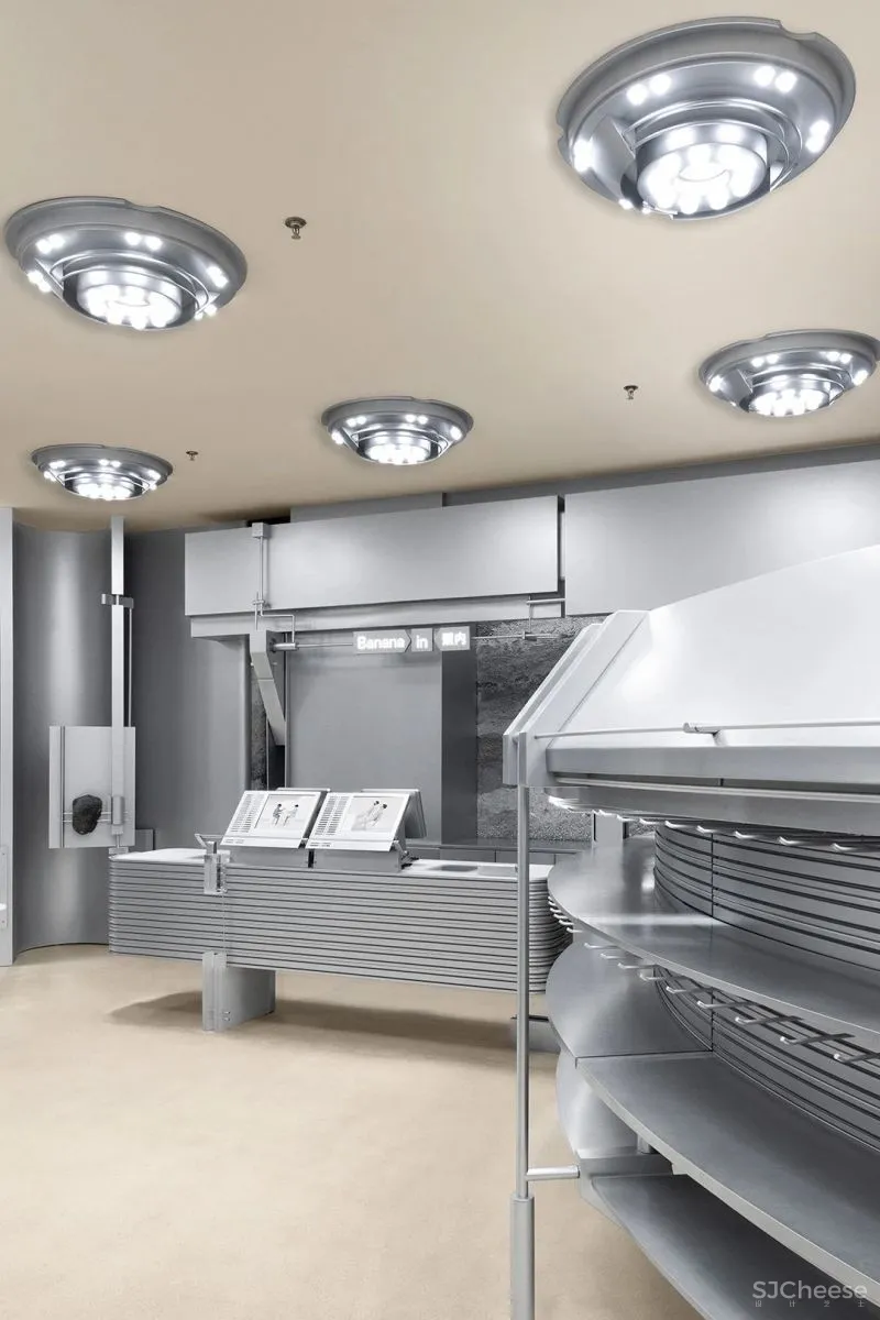 Some Thoughts 李京泽 蕉内深圳概念店,探索机械美学装置的趣味性