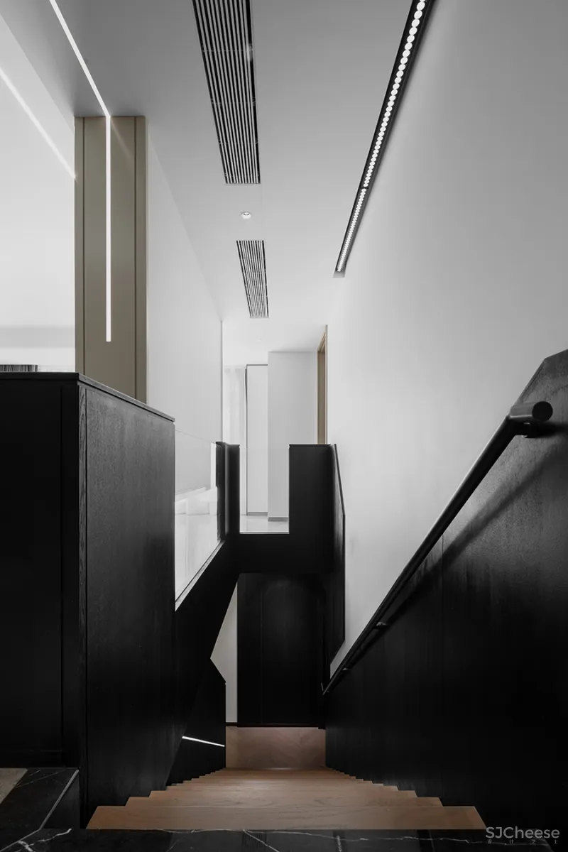 凌聚设计 • 宅，跟着感觉走