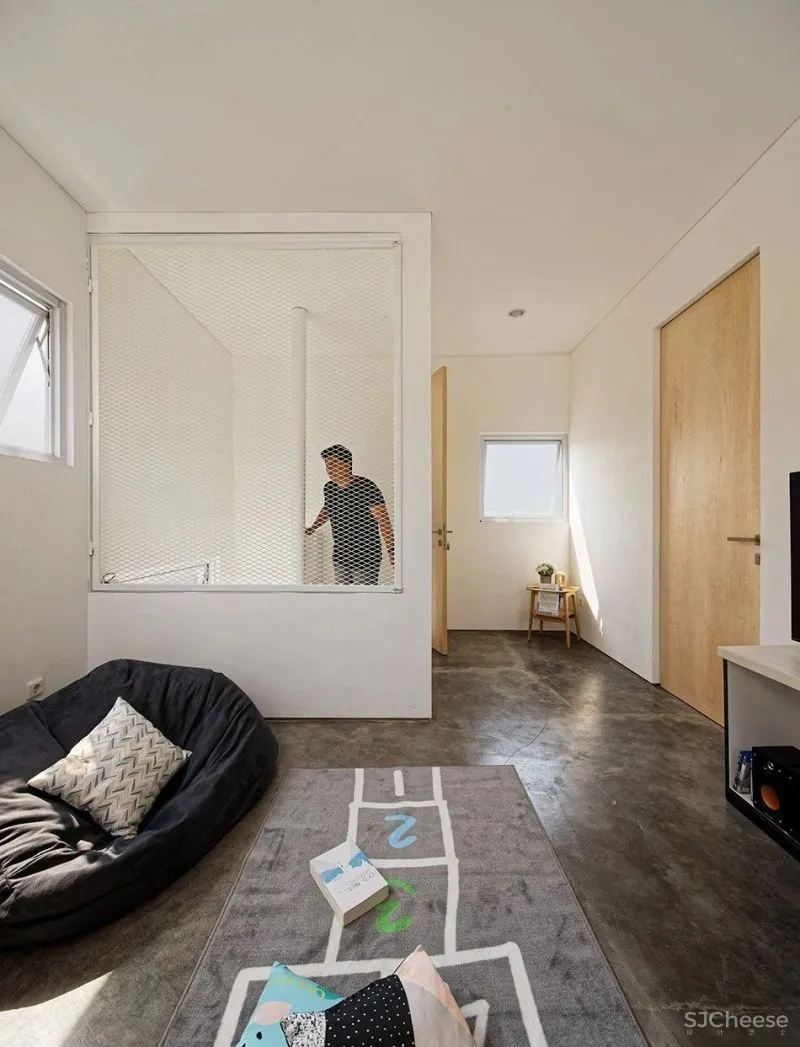 印度尼西亚，雅加达，“双胞胎”住宅 DELUTION