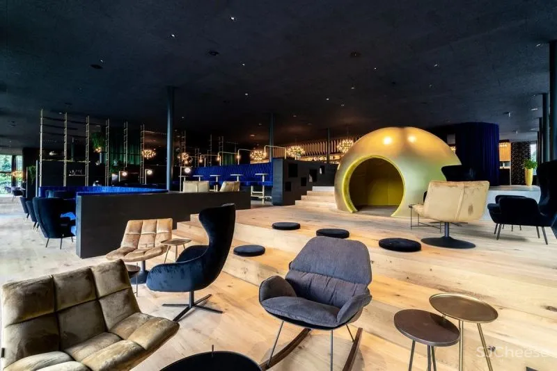 在乡下建一栋精品酒店,屋顶和农田皆有乐趣,一晚还不到千元