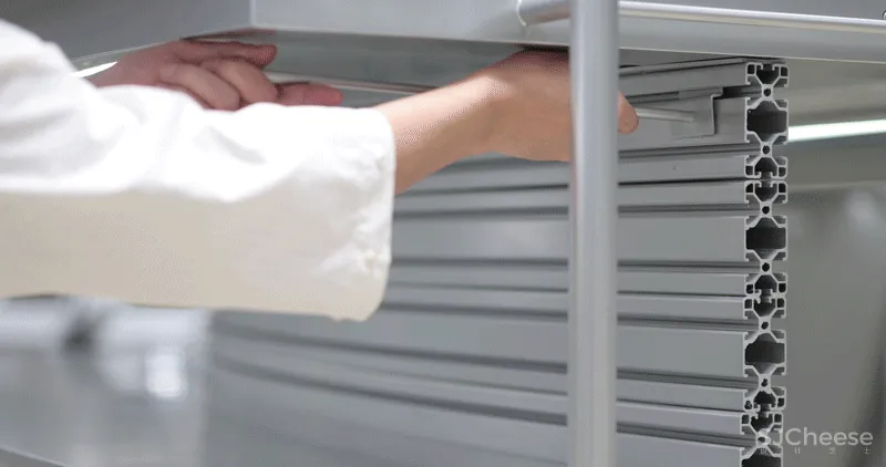 Some Thoughts 李京泽 蕉内深圳概念店,探索机械美学装置的趣味性