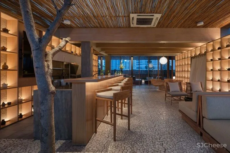 曼谷极简主义的日本美学设计闹市温泉