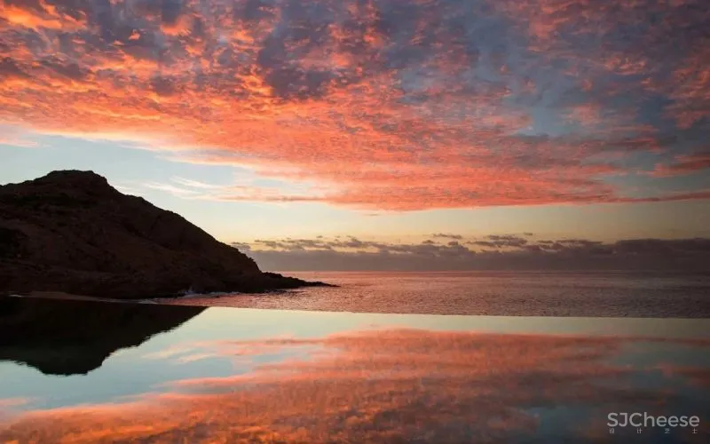 蒙太奇洛斯卡沃斯酒店