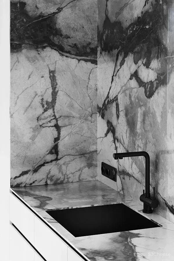 质感黑白灰公寓,释放简约而高雅的魅力!