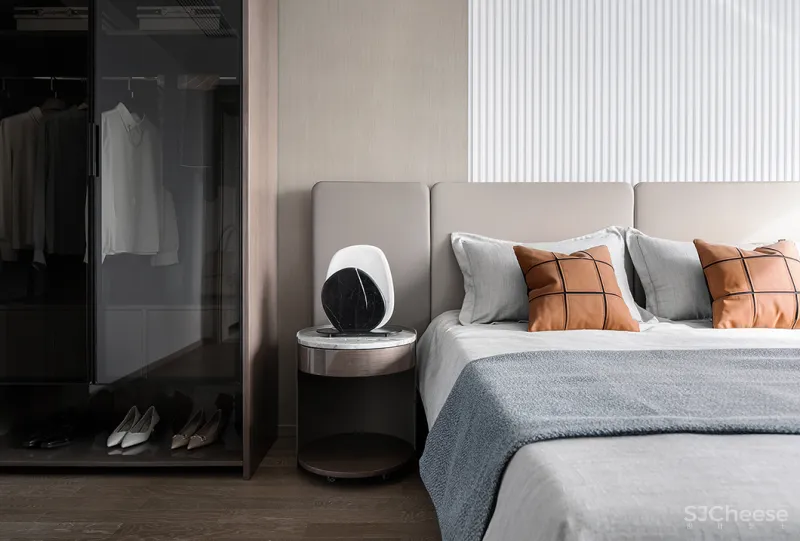 王五平:280㎡凌江跃墅,顶层艺术!