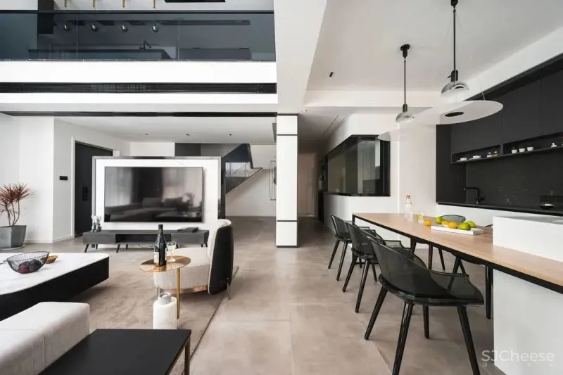 隔出玄关，打开客餐厅，环绕落地窗让家充满阳光 王中玮