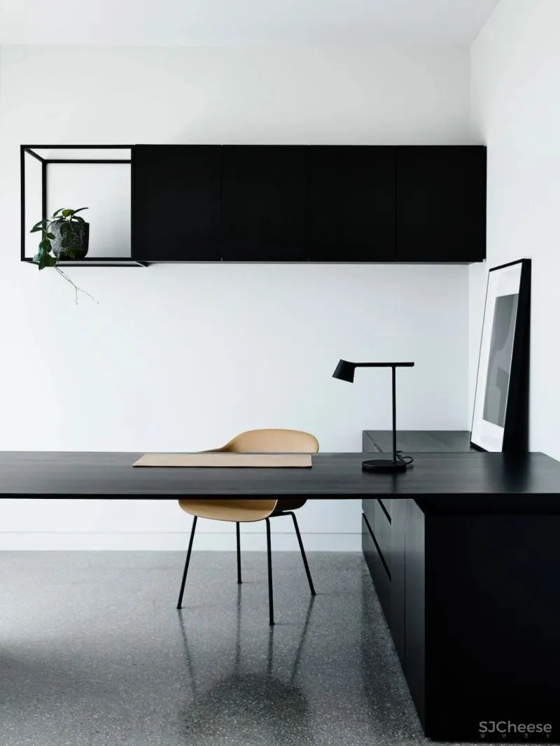 黑与白,宁静简约之居