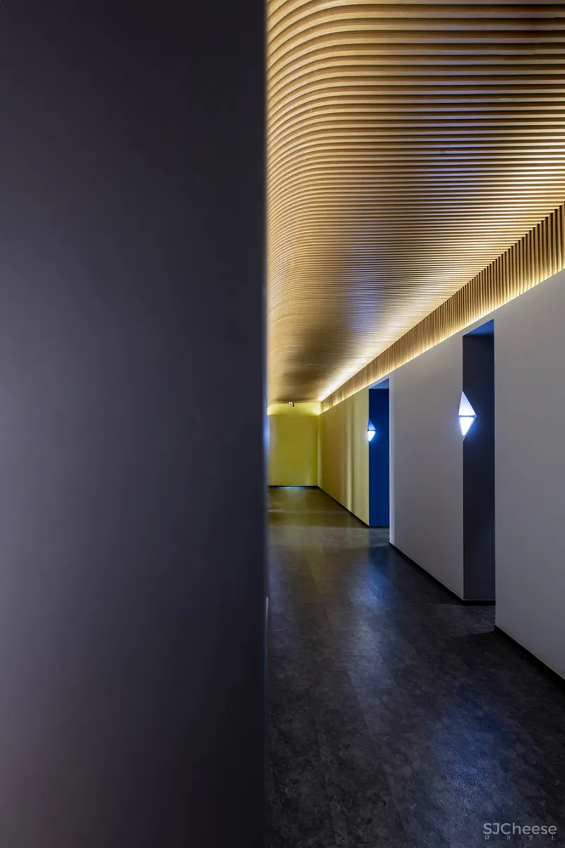 谢天 • 天梯景观|出繁入简,化情与理