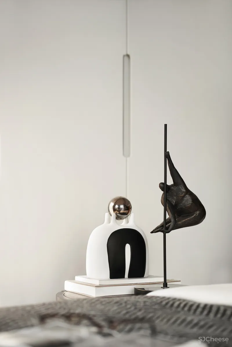 LESTYLE 乐尚设计:254㎡艺术住宅,家的鎏金光影!