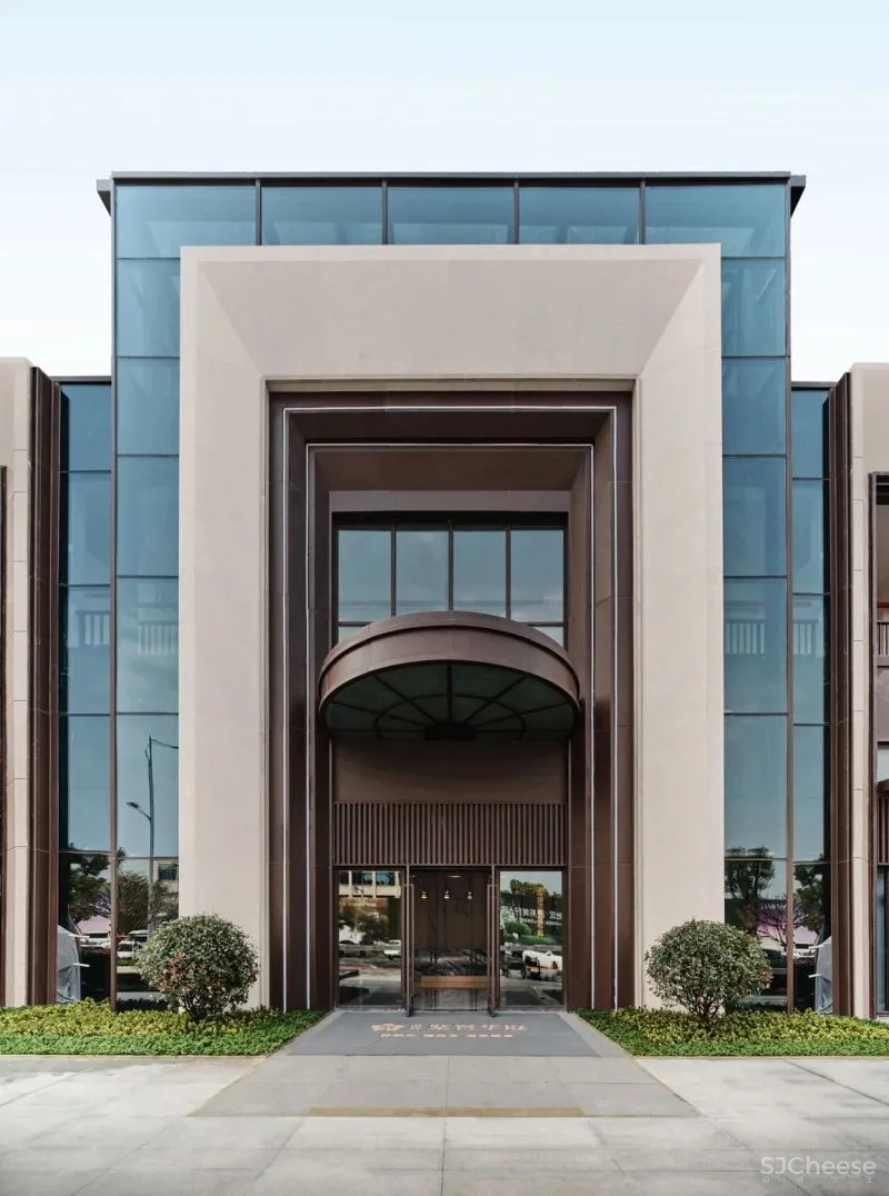 易和设计 别样漫生活 —— 港龙·紫誉华庭 （售楼处 样板间2套）