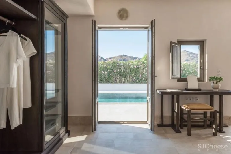 极简主义 希腊PARĪLIO酒店 INTERIOR DESIGN LABORATORIUM