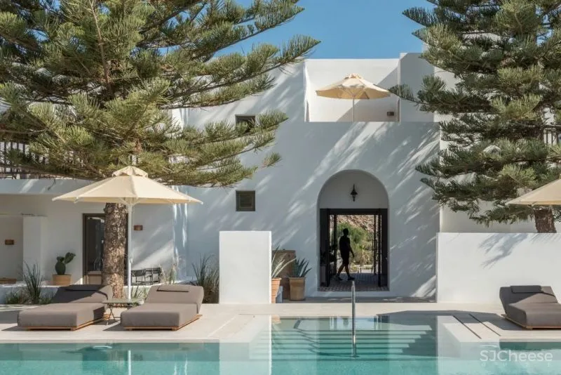 极简主义 希腊PARĪLIO酒店 INTERIOR DESIGN LABORATORIUM