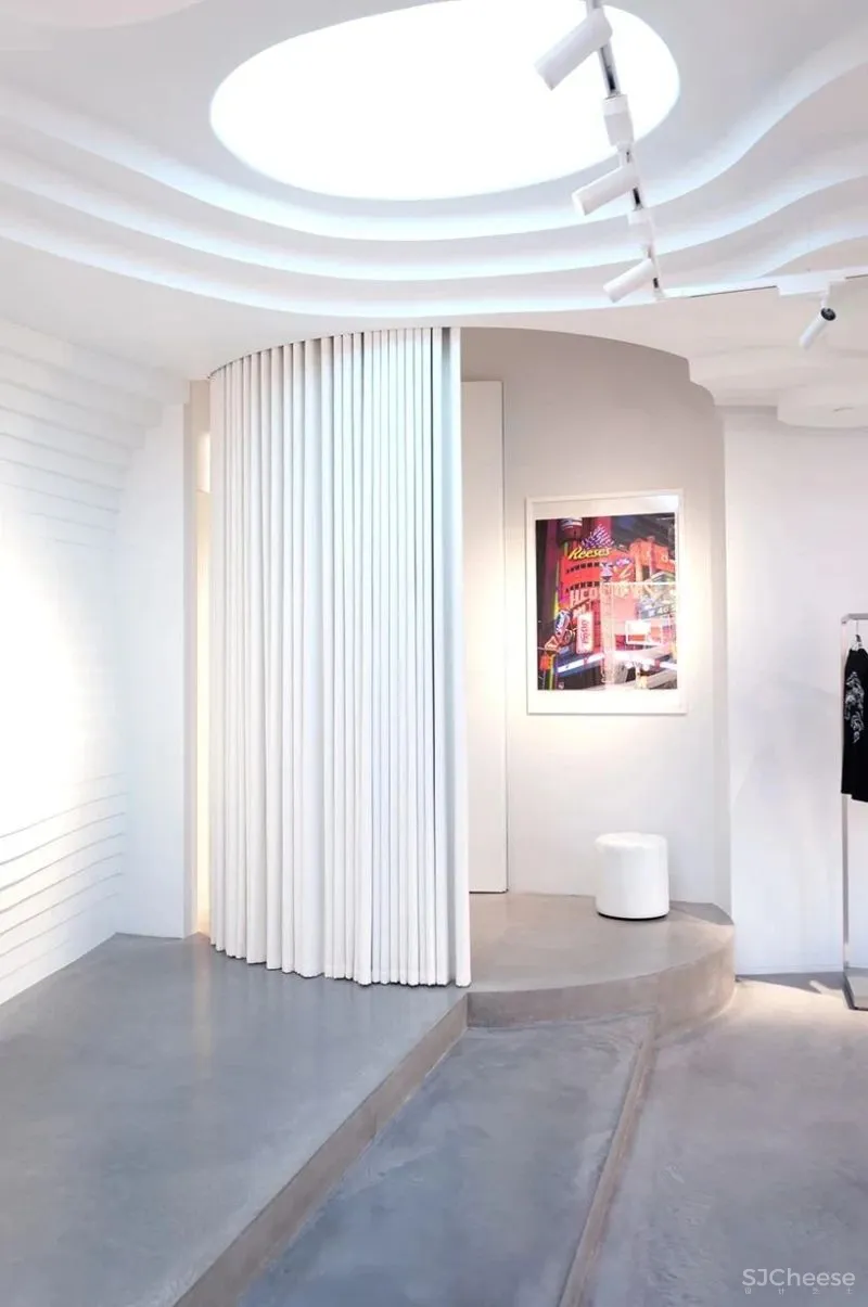 涌进空间里的光设计