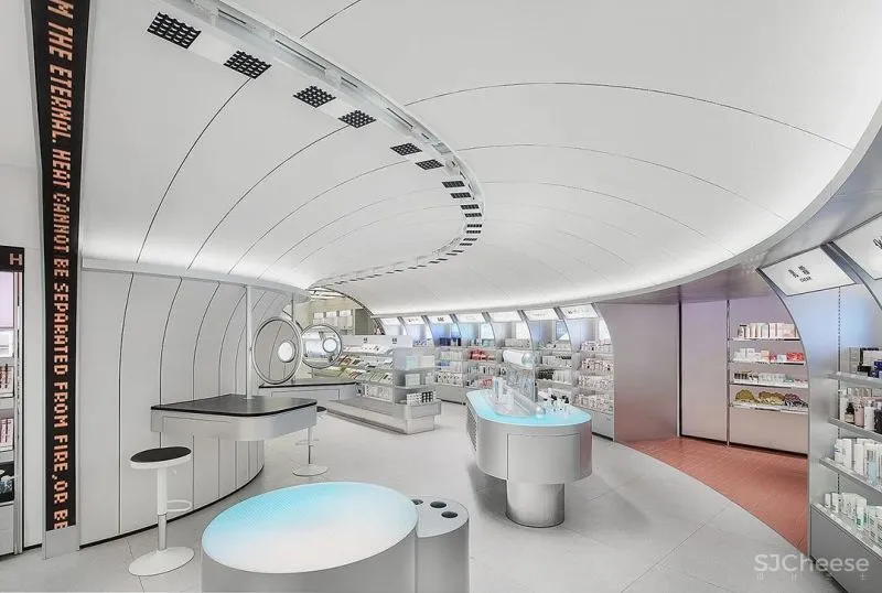 立品设计 H.E.A.T 喜燃南京体验店——“美妆情报局”