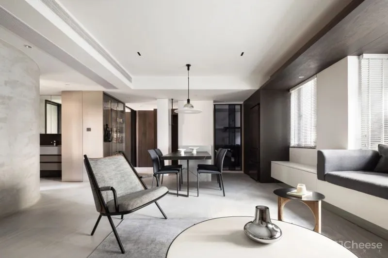 何雨晴•吴晨 × 私宅:影像中的表白