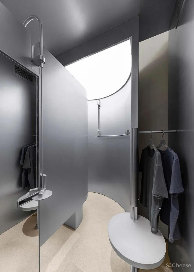 Some Thoughts 李京泽 蕉内深圳概念店,探索机械美学装置的趣味性