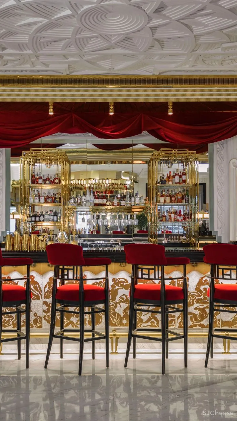 全球第八家嘉佩乐酒店 Bill Bensley营造优雅繁华的绝美氛围感,仿若重回旧日荣光!