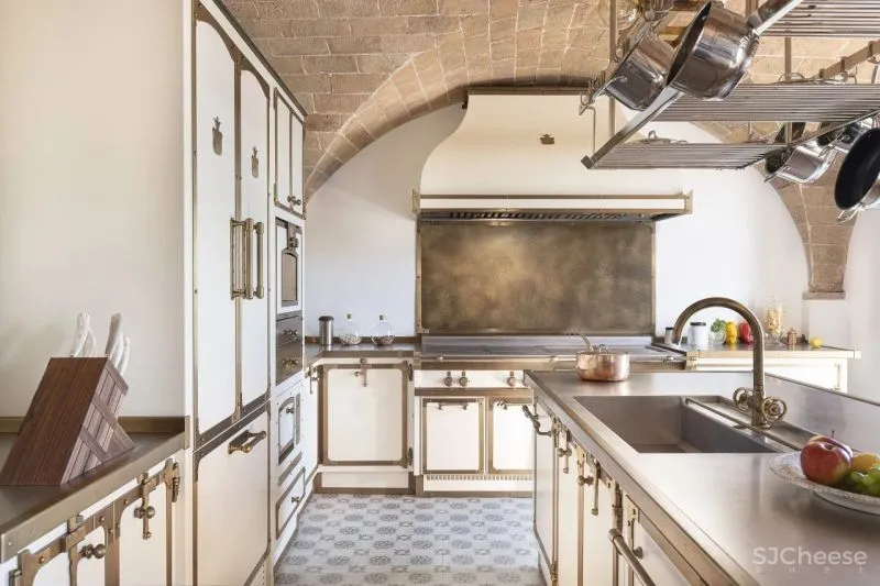 世界顶级定制厨房 Officine Gullo 烹 饪 是 一 种 创 造 !