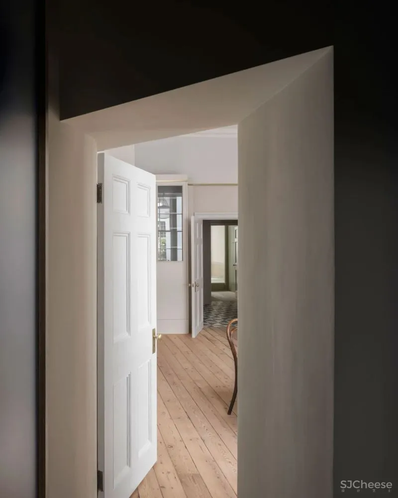 JONATHAN TUCKEY DESIGN