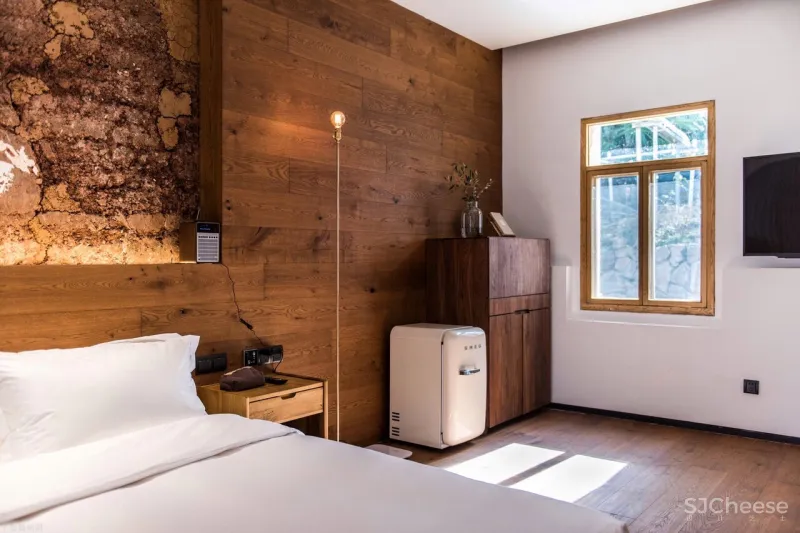 独家首发!江浙沪超野奢摩洛哥风情民宿,面朝湖泊坐拥田园,开业就吸引爆火综艺来录制!