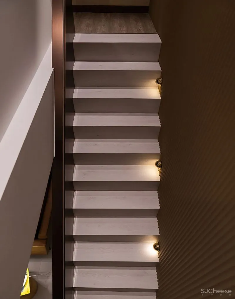 160㎡老房重装,不动硬装也能出彩