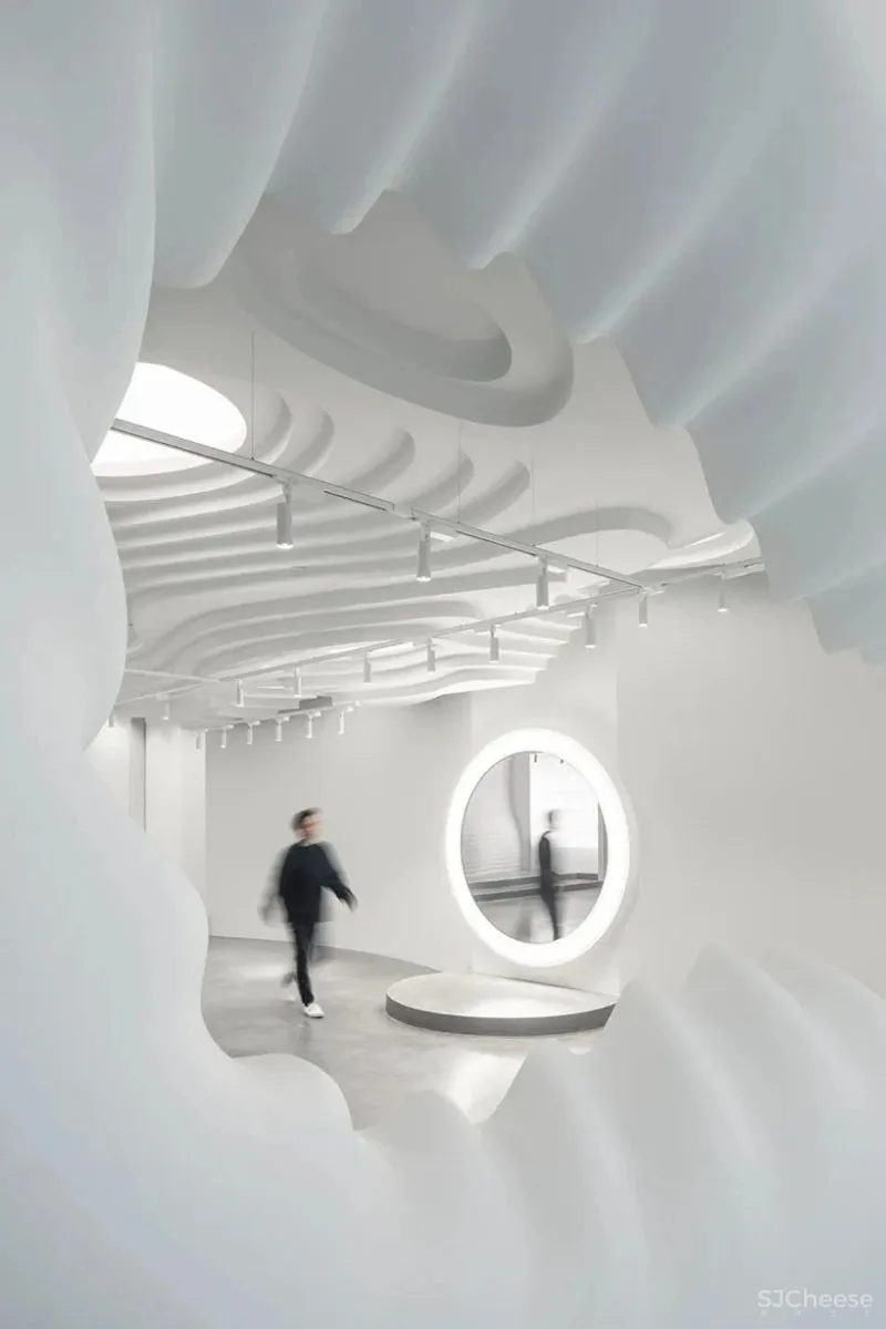 涌进空间里的光设计