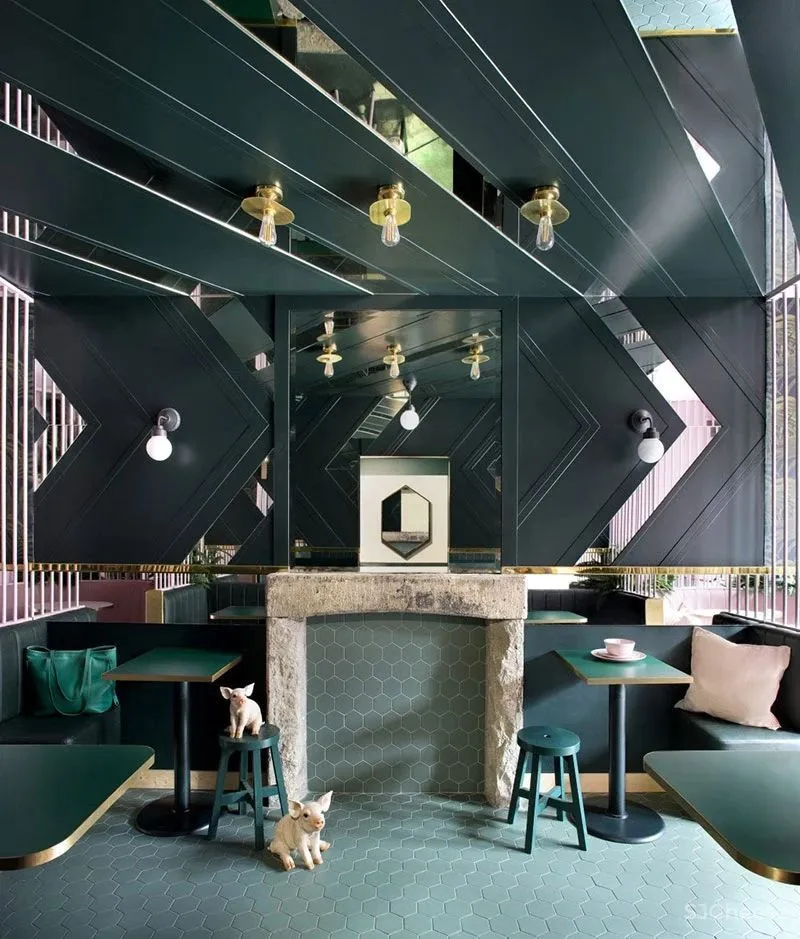 色彩搭配与设计营造