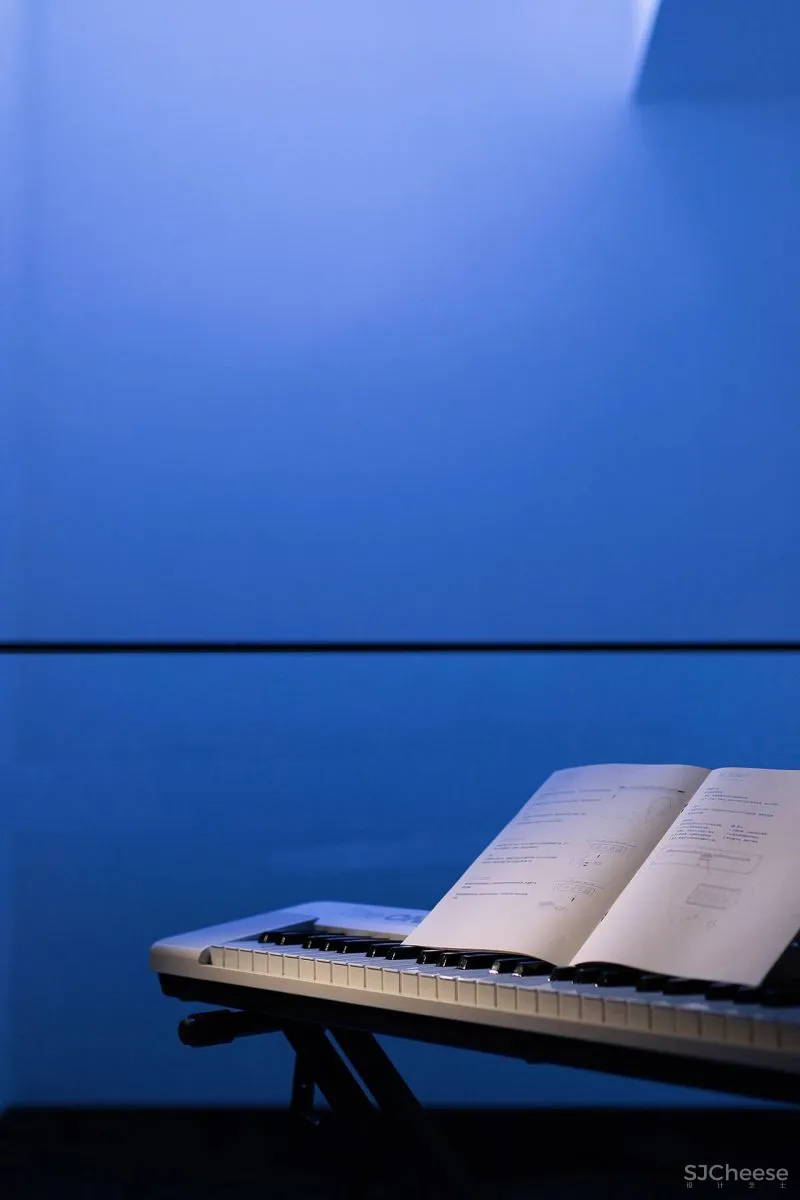 其境设计:凸显空间的自然美学,暖色调下的简洁随性!