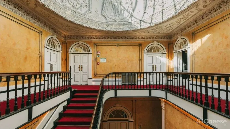 致敬葡萄牙的文学与丰富的复杂性,Torel Palace Hotel