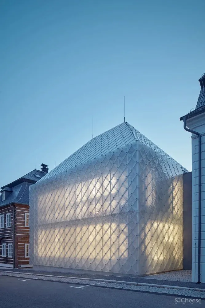 闪耀的艺术 LASVIT玻璃制造公司总部