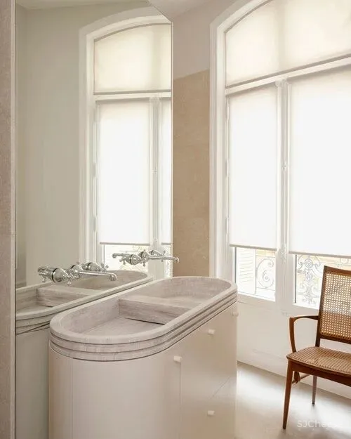 Fleur Delesalle \ 既复古 亦当代