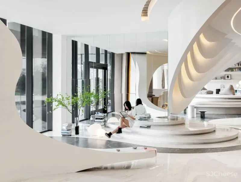 刘荣禄新作|生活艺术馆 「穿行宇宙的星际航母」